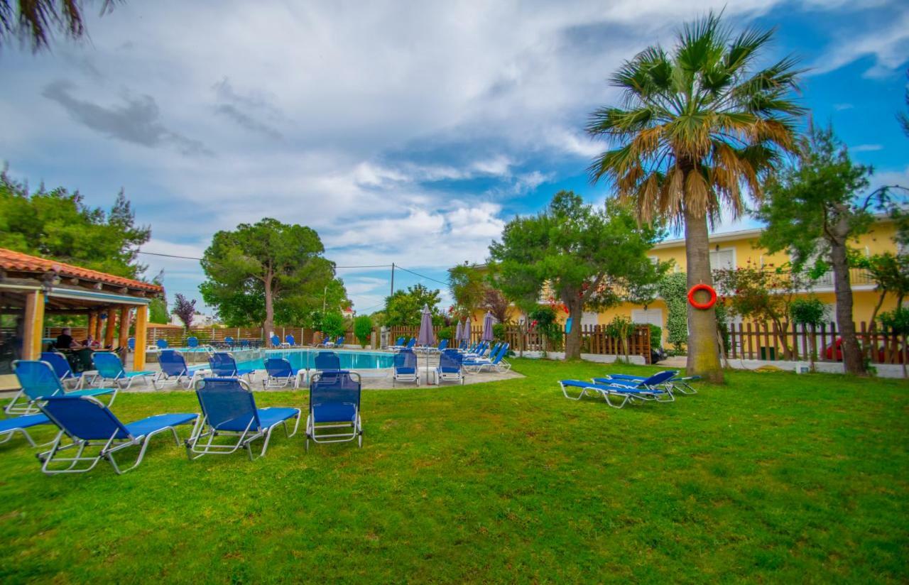 Splash Pool Bar Лаганас Екстер'єр фото